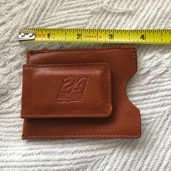 Jeff Gordon Leather money clip holds cc or ID also - Picture 1 of 4